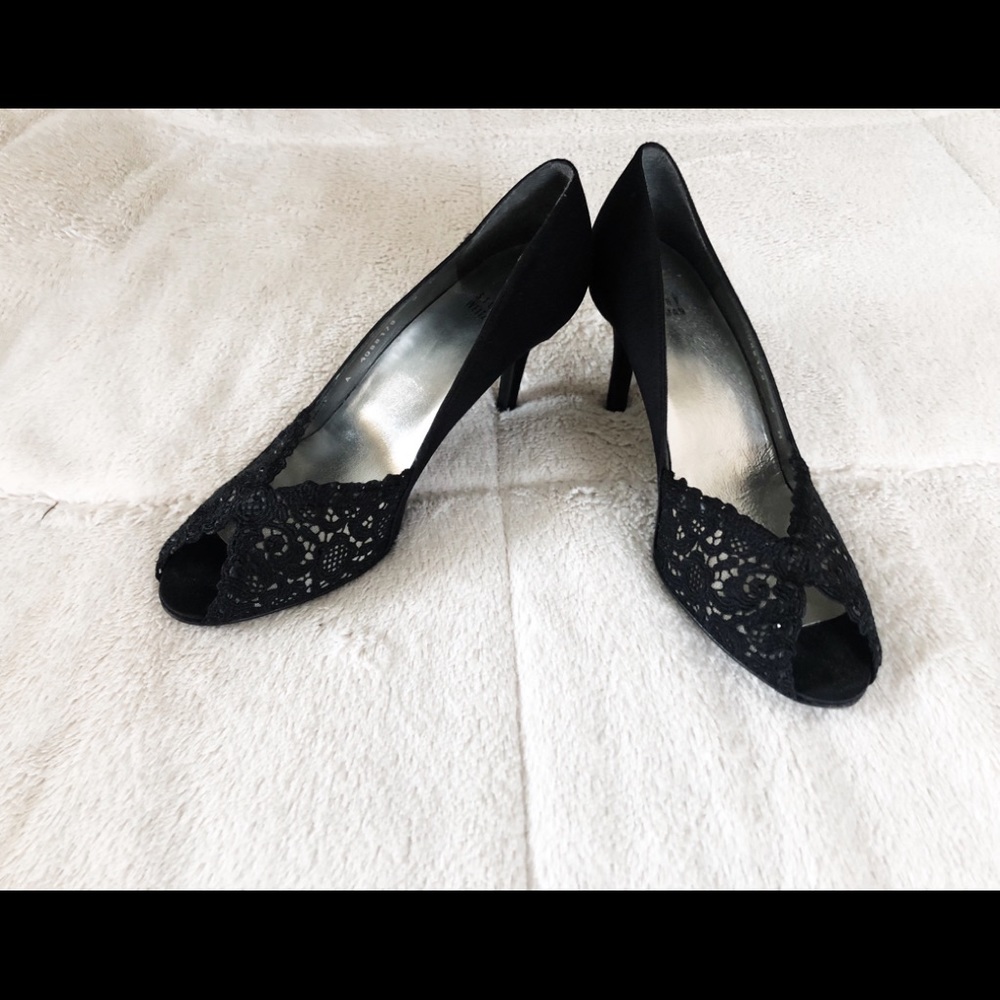 Stuart Weitzman Black Opened toed heels